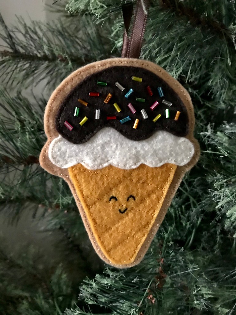 PS _ Image _ 2019-12-09 _ Ice Cream Cone Ornament